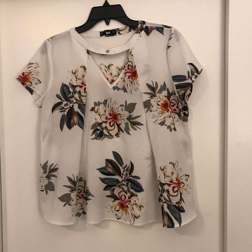 Choker neck Top